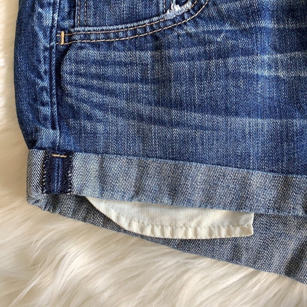abercrombie & fitch • cuffed cutoff denim shorts - Picture 7 of 11
